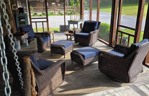 Chickamauga Cabin | Rustic Haven