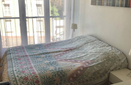 Saint-Germain-en-Laye Apartment | Nice and quiet studio in Saint-Germain-en-Laye city centre 30 minutes to Paris.