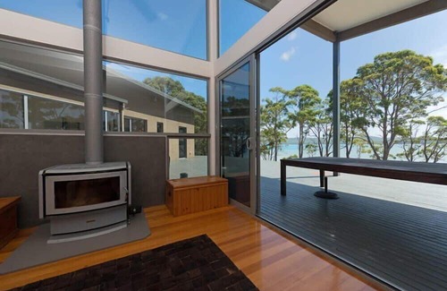 South Bruny House | Cloudy Bay Lagoon Estate ~ Architecturally designed home