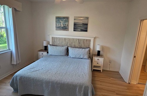 Venice Groves Condo | VENICE GETAWAY!