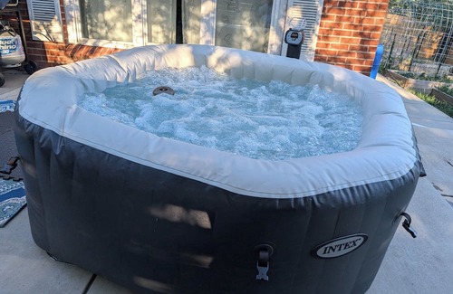 Loveland House | Historic, Clean, Private, Central, Spacious, HOME, Hot Tub, Fire Pit, Basketball