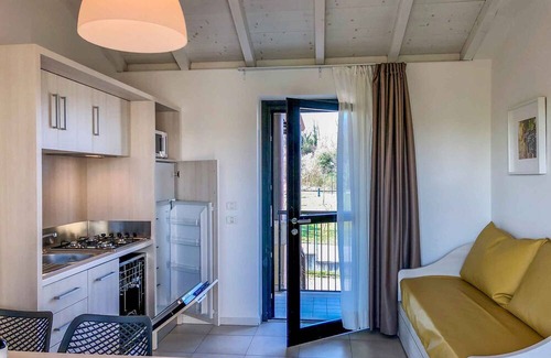 Cavalcaselle Apartment | Holiday apartment with garden