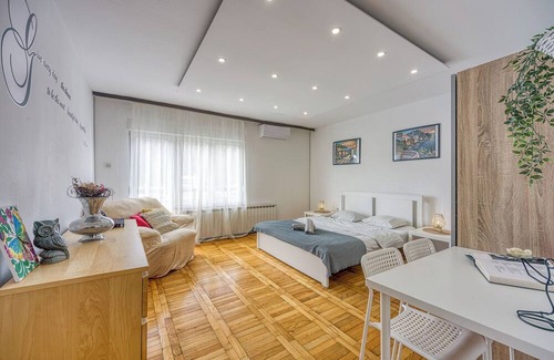 Zagreb Villa | Green Hill Zagreb - Apartment Zen
