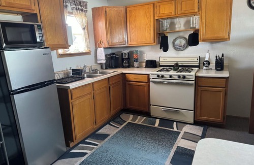 Elephant Butte House | Cozy 2-bedroom mobile home in enchanting Elephant Butte with AC, WiFi, and quiet