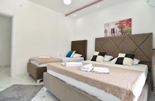 Gjerana Apartment | Studio w Balcony 6 min to Beach in Ulcinj
