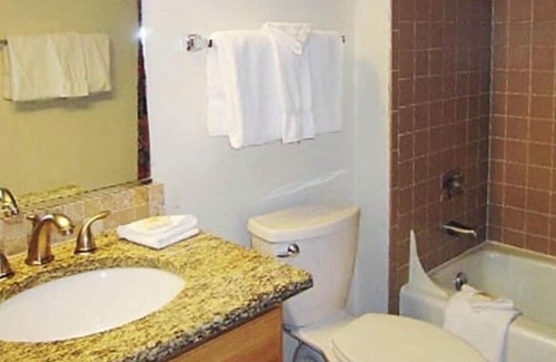 Copper Mountain Resort | Luxury one bedroom and one bathroom unit with full amenities