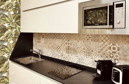 La Coruna Apartment | Downtown Plaza Balcony Apartment 2