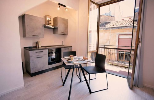 Monreale Apartment | Apartment in Monreale with 0 bedrooms sleeps 2