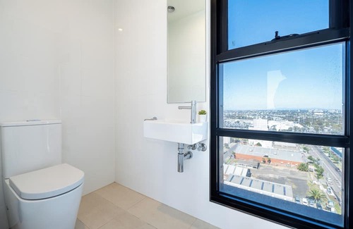Maribyrnong Apartment | This apartment is a 2 bedroom(s), 2.5 bathrooms, located in Maribynong, VIC.