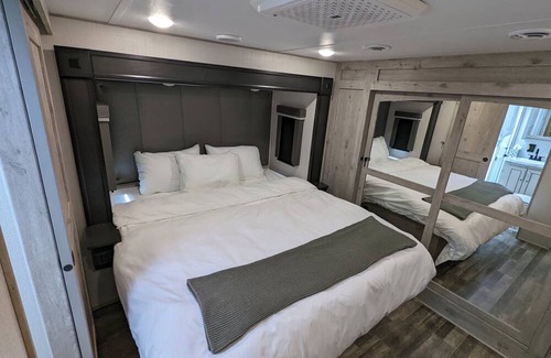 Gravois Mills House | Spacious Poolside Luxury RV Experience
