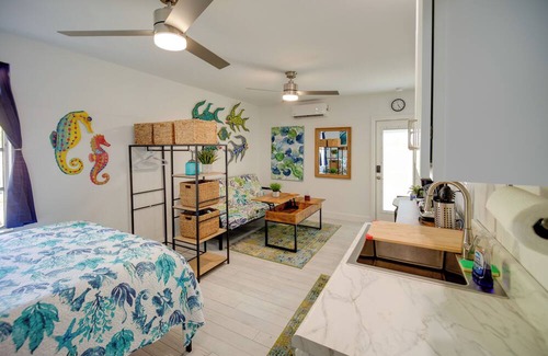 North Fort Myers Apartment | Tropical North Fort Myers Studio w/ Pool Access!