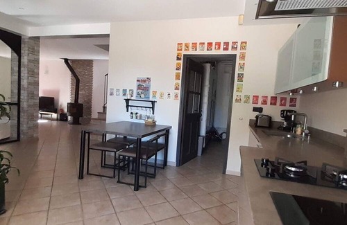 Caremeau House | Maison familiale spacieuse pour 8 personnes, piscine, calme et climatisation!