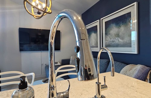 Innisfil Condo | Cozy condo at Friday Harbour in Innisfil. Close to the beach!