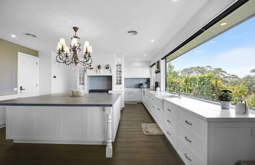 Mount Eliza House | Luxury Mt Eliza House Expansive Mountain View
