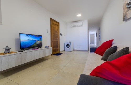 Qawra Apartment | Brand New Modern Bright 3 Bedroom 2 Bathroom Apartment C12