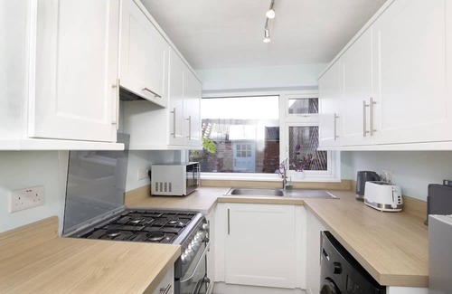 Malton House | Charming 2 bed pet friendly sleeps 6 in Norton