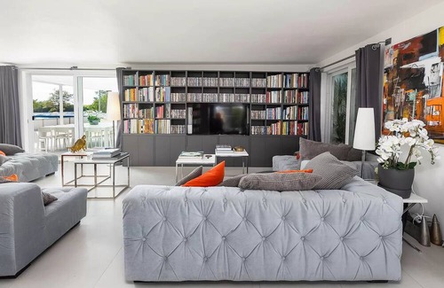 Rock Harbor Villa | Modern ocean side estate: 5 bed - 6 bath, big pool, 2 rooftops, small dock