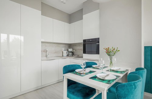 Rogowo Apartment | Rogowo Pearl Turquoise by Renters