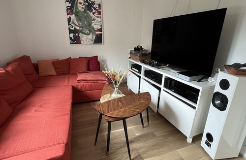 Clichy Apartment | Apartment 'Appartement Sans Vis À Vis' with Wi-Fi