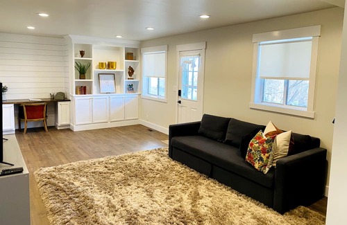 Pleasant Grove Apartment | Mountain suite with valley views