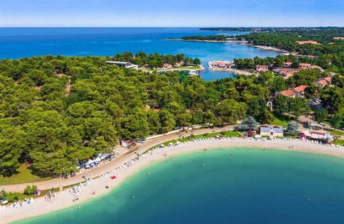 Monterol Apartment | Holiday apartment with WiFi and air conditioning