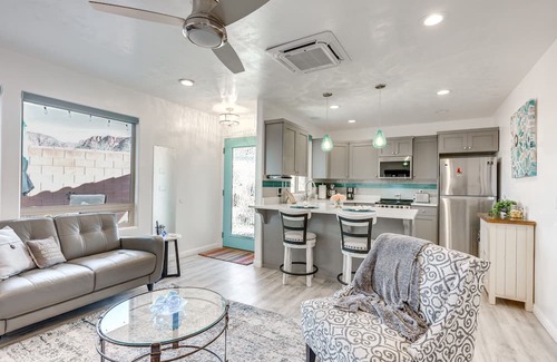 Ivins Cottage | Stylish Ivins Hideaway w/ Patio + Mountain Views!