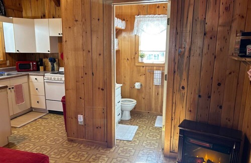 Reliance Cabin | Back of Beyond.... A secluded cabin between the Hiwassee and Ocoee Rivers