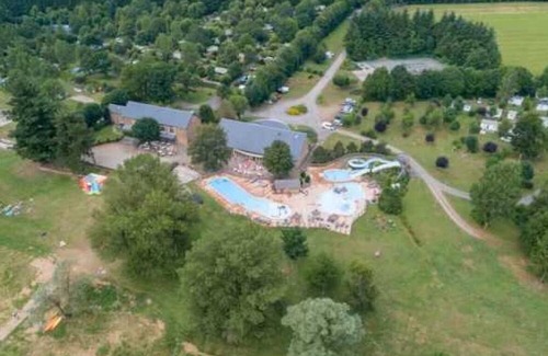 Canet-de-Salars Ski Chalet | Chalet 4 étoiles - Parc aquatique - eeeahd