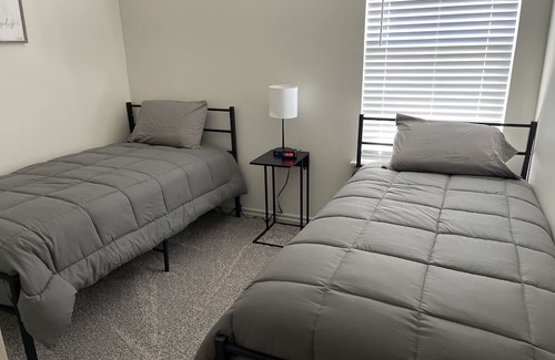 Central Oklahoma City House | New Cozy 3 Bdrm House w/game area - 8 mins to Bricktown and Midtown