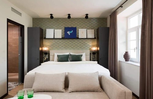 Elisabeth-Vorstadt Apartment | Incredible Studio Apartment Near Mozart Residence
