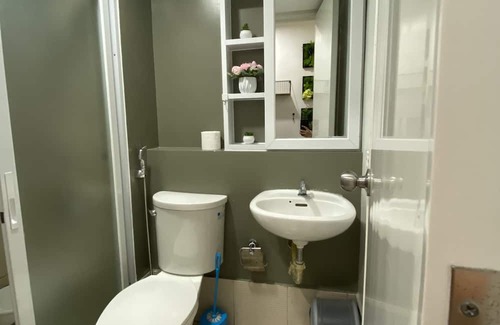 Tagaytay Condo | Studio unit - NA Suites at Pine Suites Tagaytay. Pet friendly!