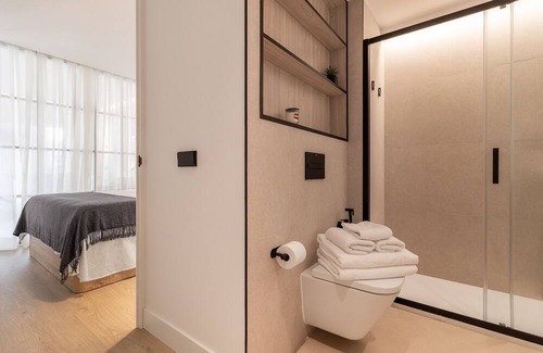Hispanoamerica Apartment | Beautifull Loft for 2 Chamartin (Serrano Park I)