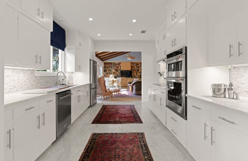 Sea Island House | Iconic Sea Island "Pink House", 4 King Bedrooms, with a Heated Pool