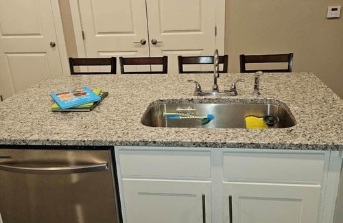 Covington Condo | Low Key Lux Apt, conveniently located right off I-20.