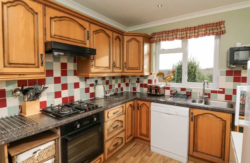 Petrockstowe House | HALLWOOD, pet friendly, with open fire in Hatherleigh