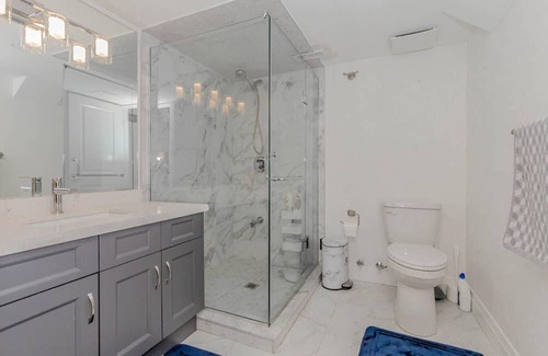 Oakville Apartment | Luxury Apartment in Oakville
