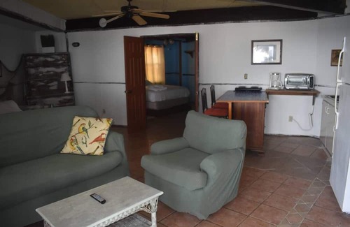 Placencia Apartment | Nautical Inn 1-Spacious Bungalow on the Beach-Pool