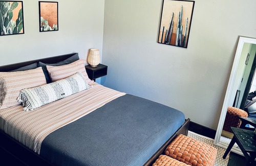 South Park House | Luxury home 5 minutes from town