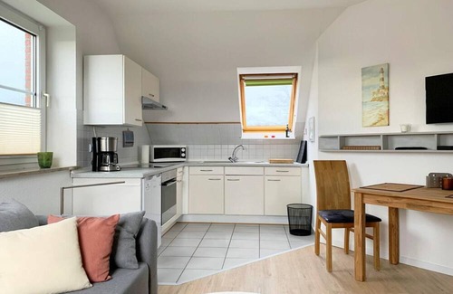 Lemkenhafen Apartment | Holiday home in Westfehmarn