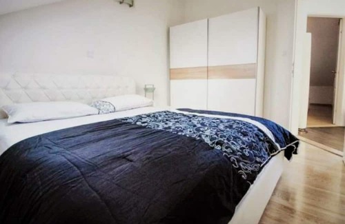 Lapad House | Beach house with large terrace, balcony