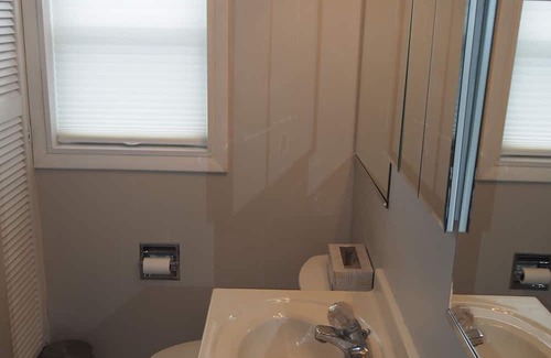 Beulah Cottage | New! The Benzie Bungalow - Very Cute and Great Location!