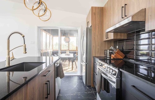 Saint-Gabriel-de-Brandon House | Huge modern chalet with spa and lake access