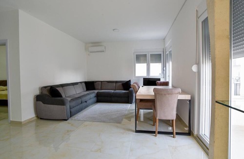 Bregvija Villa | Villa w Garden, Balcony 8 min to Ulcinj Long Beach