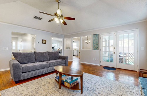 Sunbeam House | Spacious single-story home with private pool , enclosed yard, & W/D