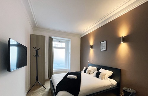 Ternes Apartment | Urban Flat 171 - Beautiful 3BDR Flat - Triangle d'OR