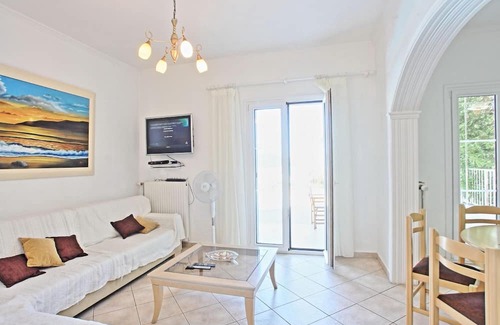 Apraos Villa | Villa Oneiro in Apraos