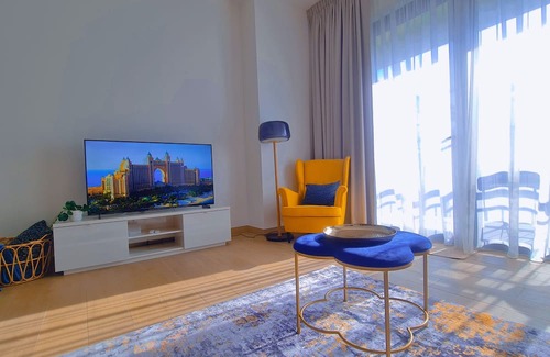 Dubai Apartment | VIEW RENTALS ✧ apartment in Port de la Mer, Dubai