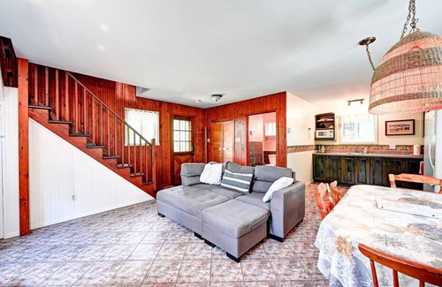 Saint-Faustin-Lac-Carre Cottage | La Coquette / Lakeside with view