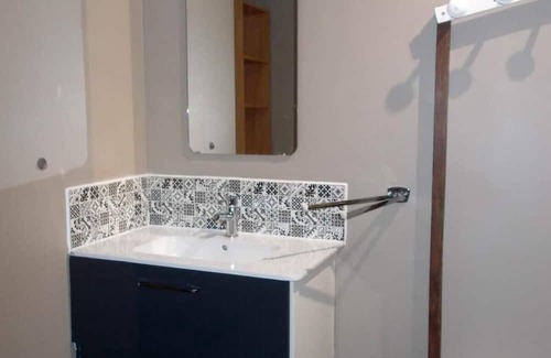 Loos Condo | Grand Appartement Près Chru de Lille Pour 1 à 4 Personnes