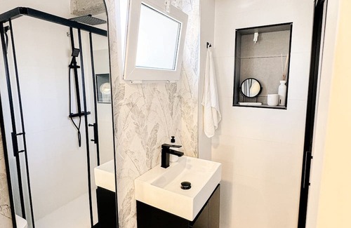 Perchel Norte Condo | Piso Céntrico con Encanto